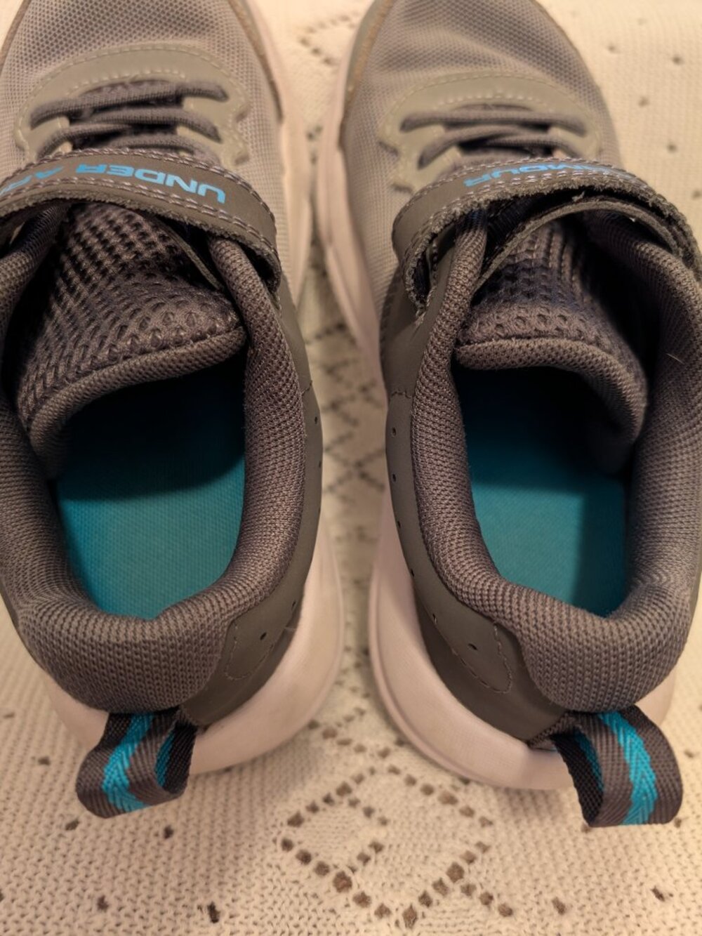 Lot! 2 pair Under Armour Shoes Sneakers Size 2Y blue yellow gray - Picture 16 of 16